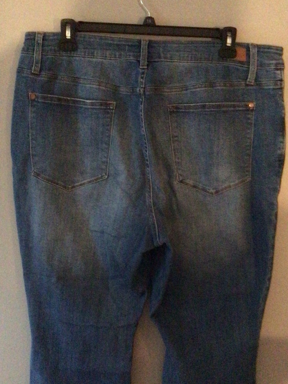 Judy Blue Mid Wash Blue Denim Jeans - Picture 5 of 6